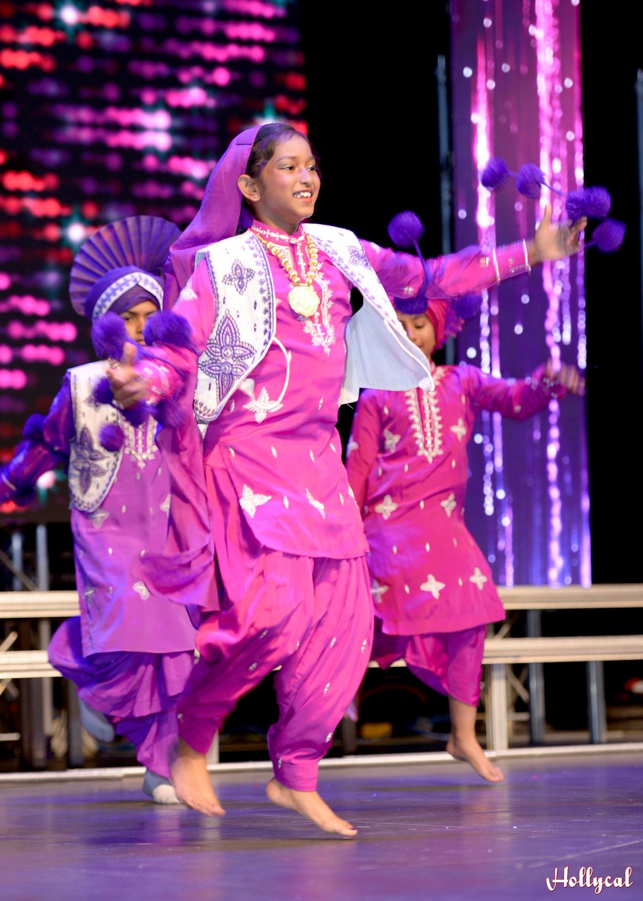 RRB dancers on stage